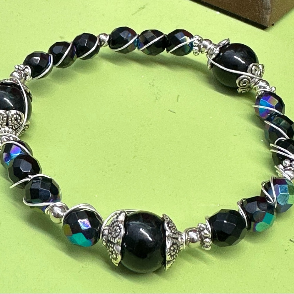 Elegant Black and Silver Beaded Bracelet